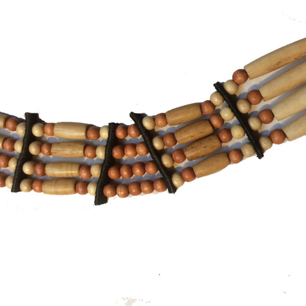 Collier os 4 rangées  AMERINDIEN HURON 5 Nations Canada.